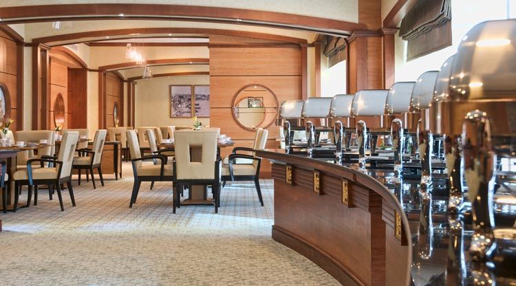 Wiseman Grand Hotel Doha Bagian luar foto The restaurant on board